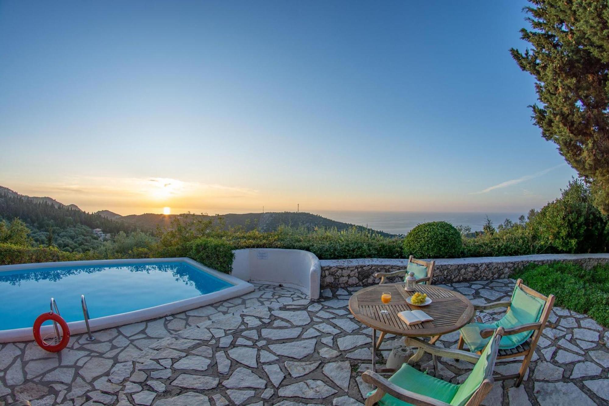 Agios Nikitas Villas Bagian luar foto