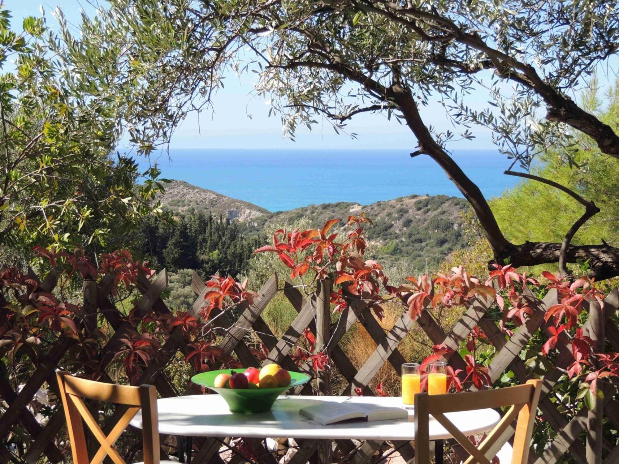 Agios Nikitas Villas Bagian luar foto