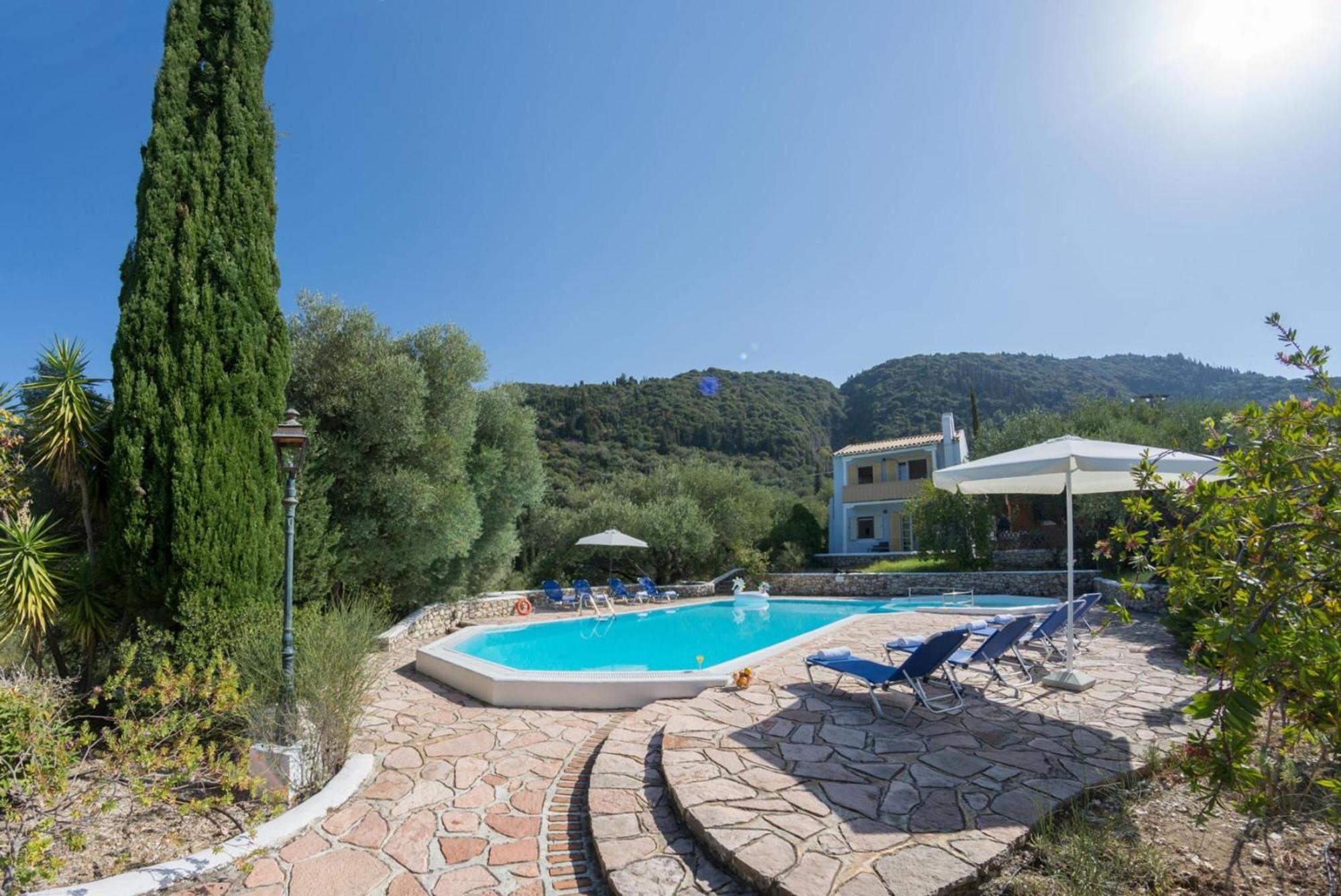 Agios Nikitas Villas Bagian luar foto
